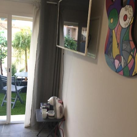 Chez Sandy Bed and Breakfast Aubagne Exterior foto